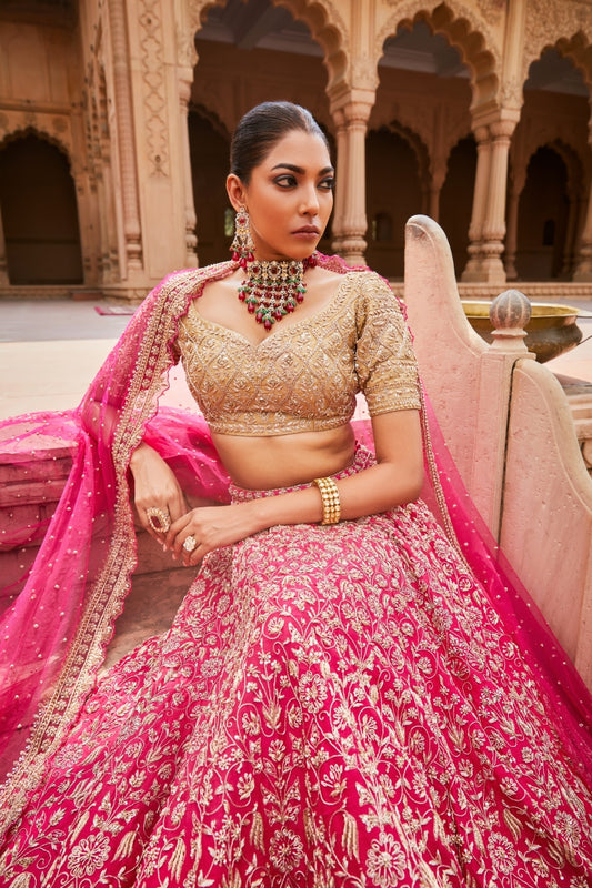 RAANI NAZAKAT LEHENGA