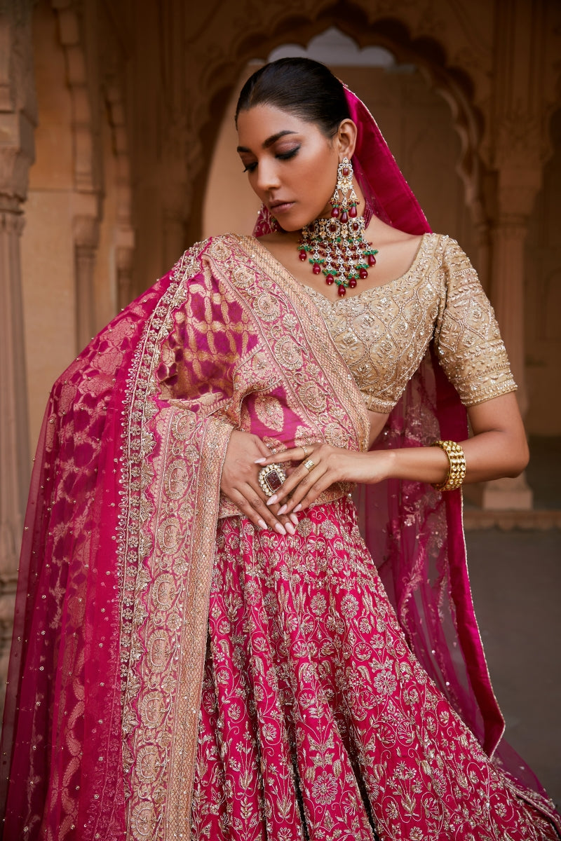 RAANI NAZAKAT LEHENGA