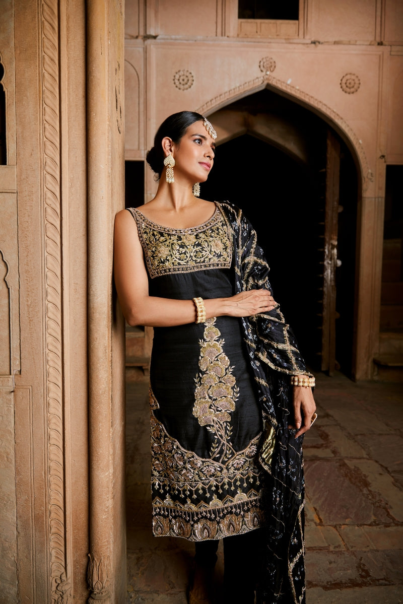 MIDNIGHT ROOP KURTA SET